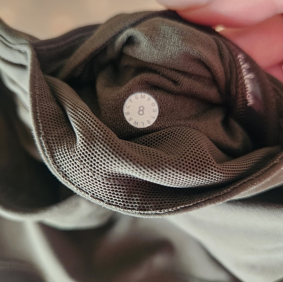 Lululemon Leggings Green Womens Size 8 Floral Perforated Mid Rise - Picture 4 of 7